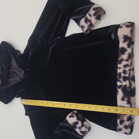Amerucan Girl Black Animal Prunt Cat Hoidie Sweatshirt Small 7 8 - Picture 7 of 8